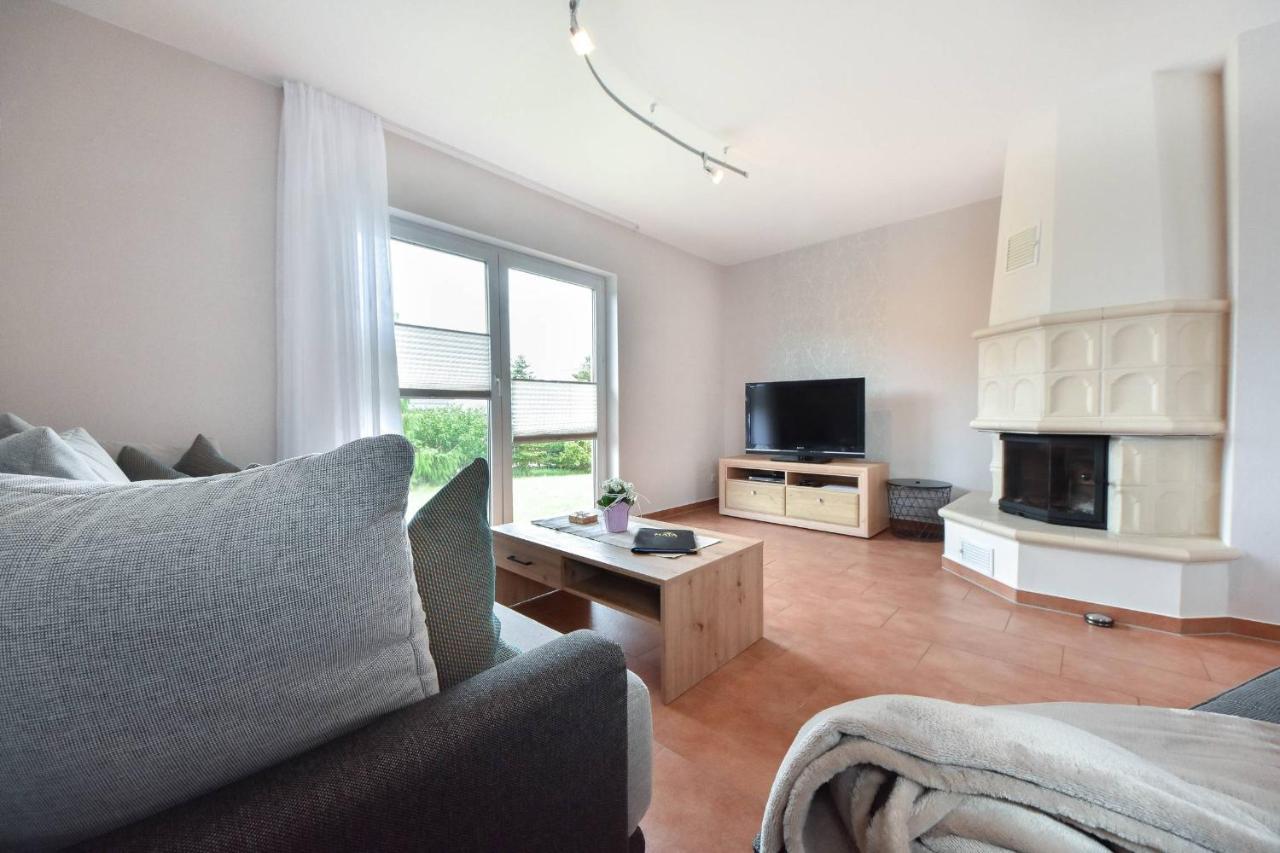 Ferienhaus Inselnest Pudagla エクステリア 写真
